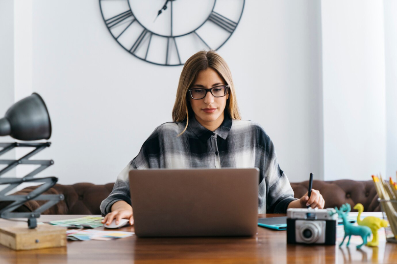 Professional engaged in an online time management training session.